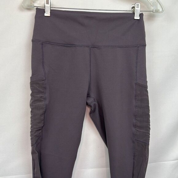 Fabletics Dusty purple mesh accent leggings with pockets EUC - Picture 5 of 14